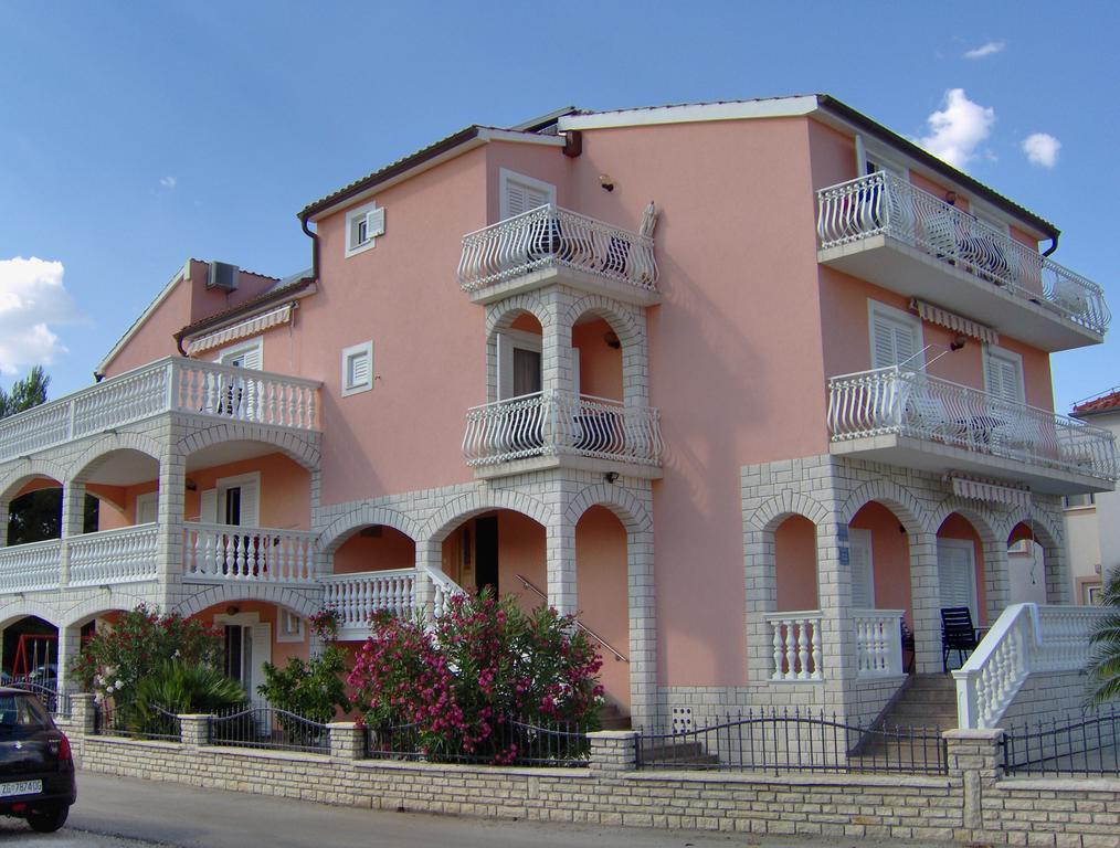 Apartments Tonimir Vodice Extérieur photo