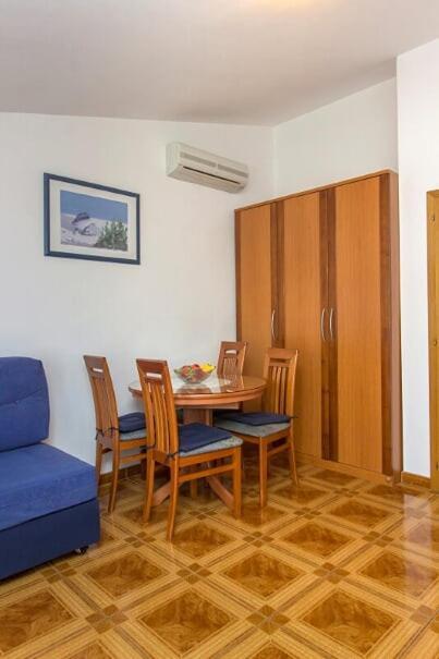 Apartments Tonimir Vodice Extérieur photo