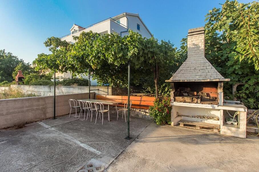 Apartments Tonimir Vodice Extérieur photo