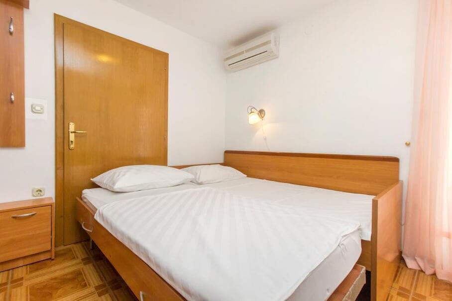 Apartments Tonimir Vodice Extérieur photo