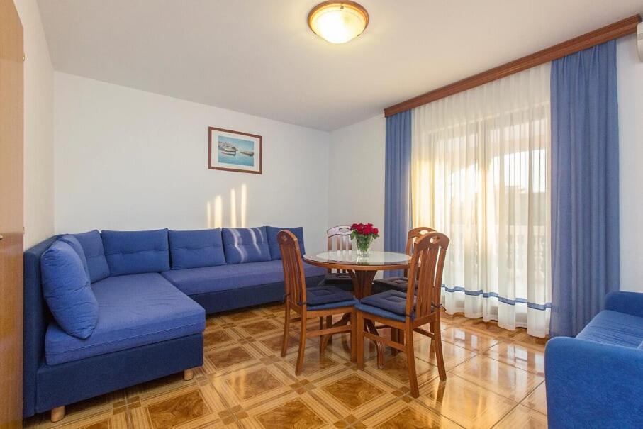 Apartments Tonimir Vodice Extérieur photo