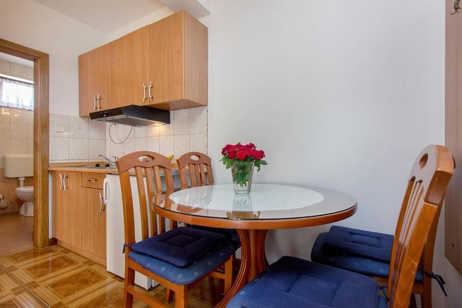 Apartments Tonimir Vodice Extérieur photo