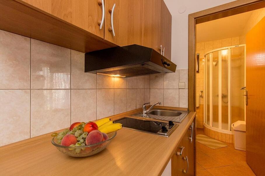 Apartments Tonimir Vodice Extérieur photo
